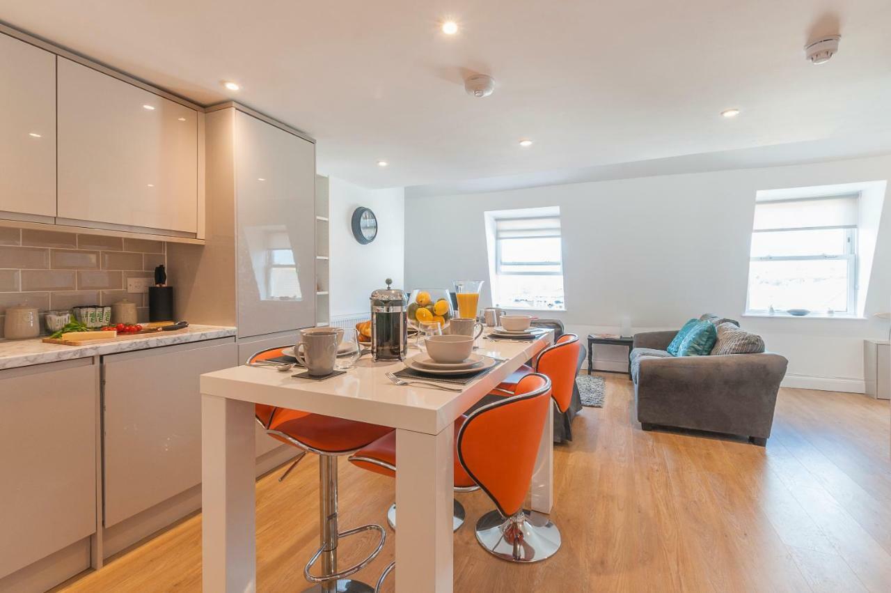 Pure B - Exceptional Views Of Tamar & Royal William Yard With Free Parking & Wifi Apartment Plymouth Exterior photo