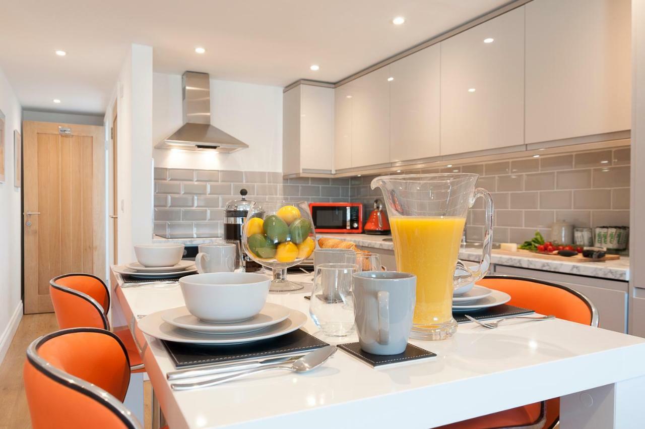 Pure B - Exceptional Views Of Tamar & Royal William Yard With Free Parking & Wifi Apartment Plymouth Exterior photo